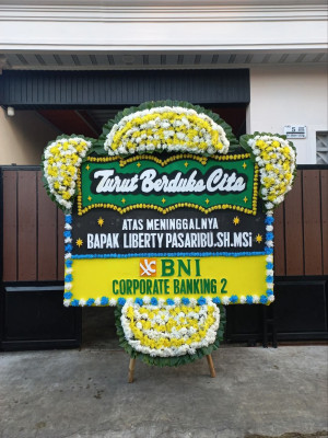 Papan Bunga Duka di Kadolomoko