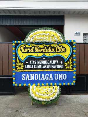 Papan Bunga Duka di Kadolomoko